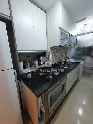 Apartamento em Itaim Paulista: 51m², 2 dormitórios, 1 banheiro - Venda por R$276 mil